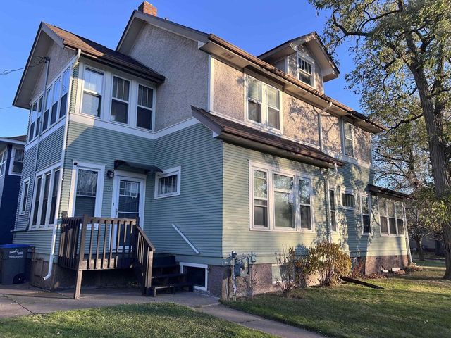 1423 N 26th St, Superior, WI 54880