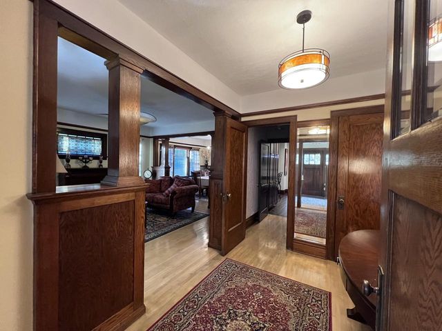 1423 N 26th St, Superior, WI 54880