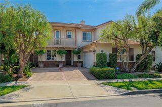 22 Modesto, Irvine, CA 92602