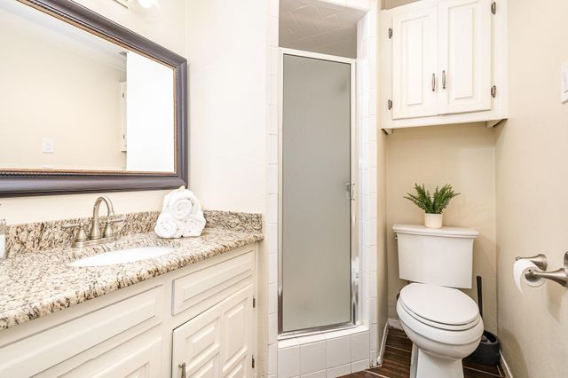 2953 Country Place Circle, Carrollton, TX 75006