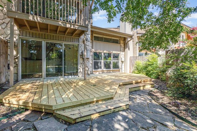 2953 Country Place Circle, Carrollton, TX 75006