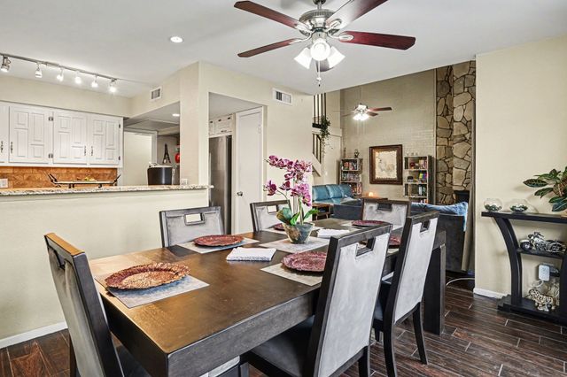 2953 Country Place Circle, Carrollton, TX 75006