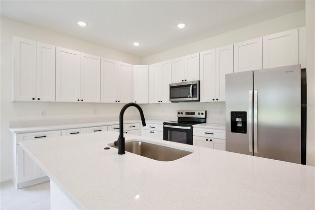 3060 SUNSCAPE TERRACE, Groveland, FL 34736