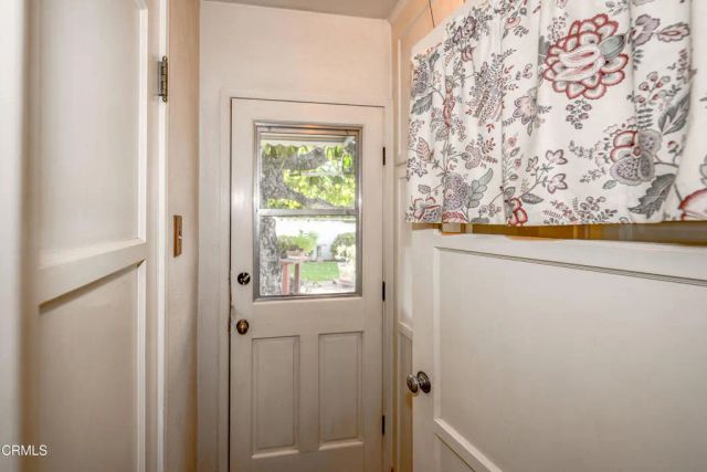 1404 Sycamore Avenue, Glendale, CA 91201