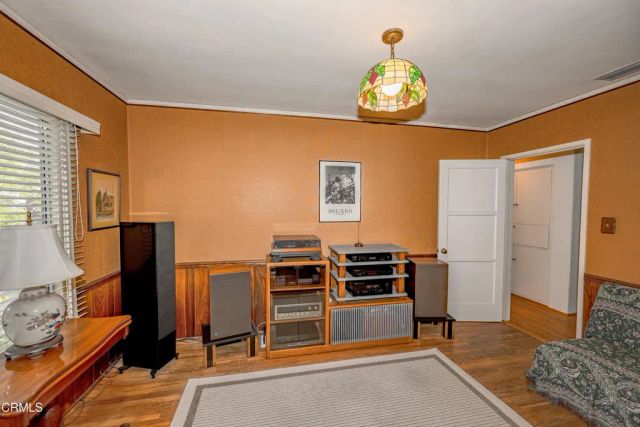 1404 Sycamore Avenue, Glendale, CA 91201