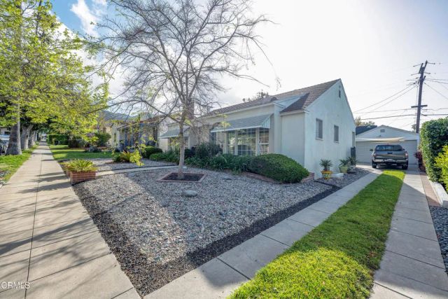 1404 Sycamore Avenue, Glendale, CA 91201