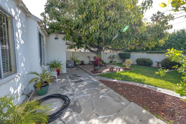 1404 Sycamore Avenue, Glendale, CA 91201
