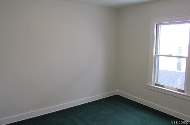 995 Lakeview Street, Waterford, MI 48328