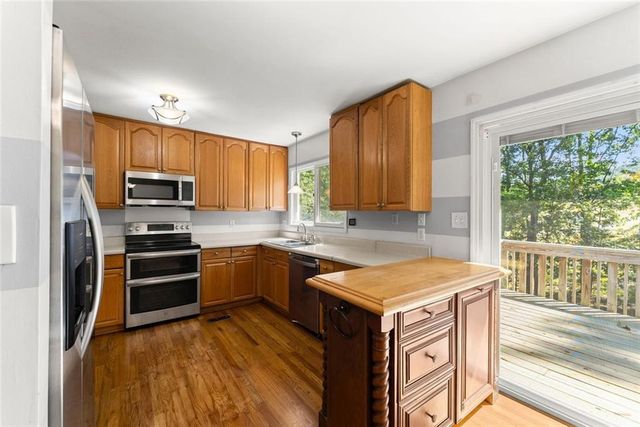 1725 Gordon Road, Cumming, GA 30040