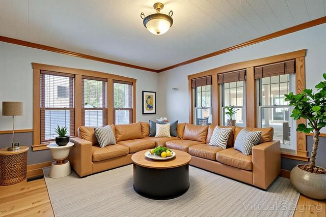 917 N 6th STREET, Manitowoc, WI 54220