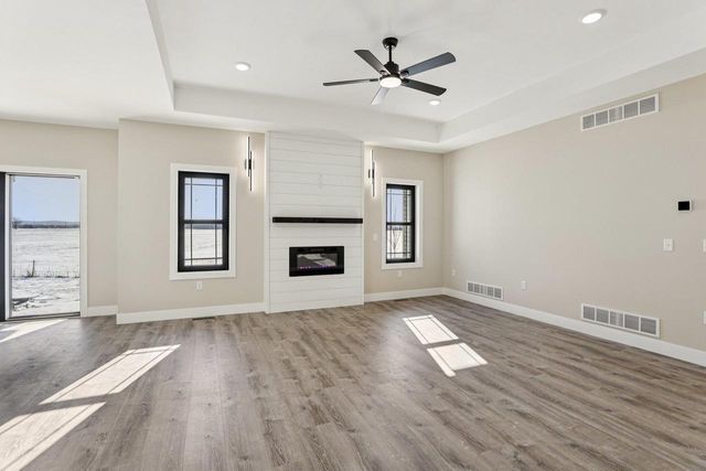 252 Falcon Court, Sauk City, WI 53583