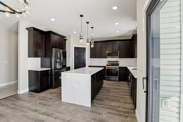 252 Falcon Court, Sauk City, WI 53583