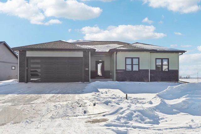 252 Falcon Court, Sauk City, WI 53583