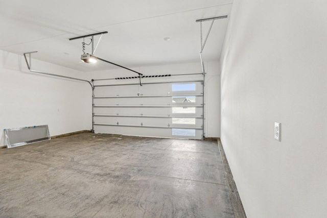 252 Falcon Court, Sauk City, WI 53583