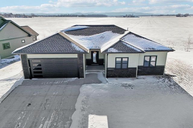 252 Falcon Court, Sauk City, WI 53583