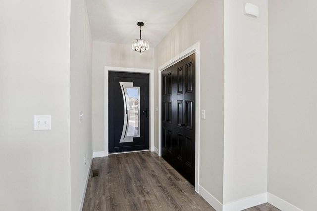 252 Falcon Court, Sauk City, WI 53583