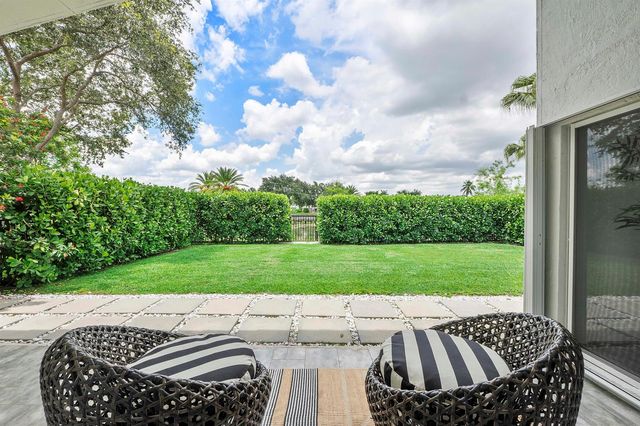 7629 Doubleton Drive, Delray Beach, FL 33446