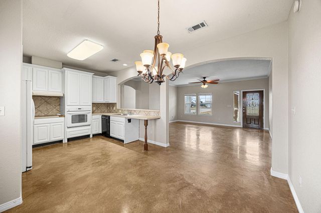 626 Maler Road, Sealy, TX 77474