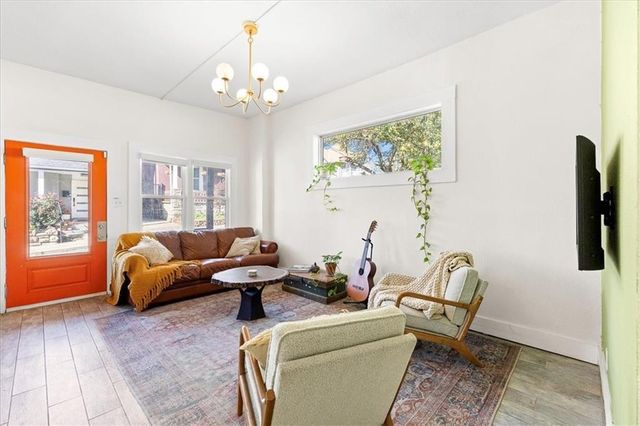 325 Ord Street, Kansas City, MO 64124