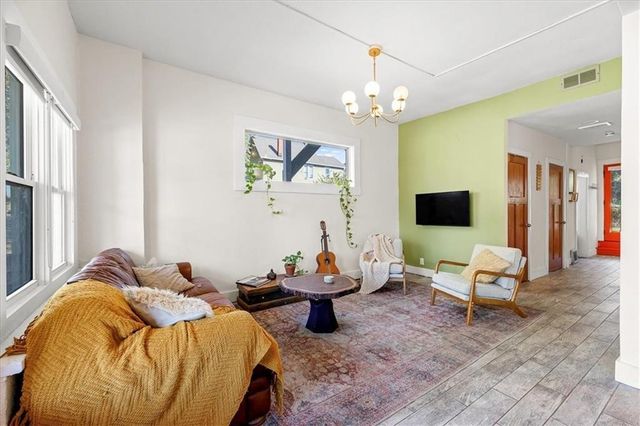 325 Ord Street, Kansas City, MO 64124