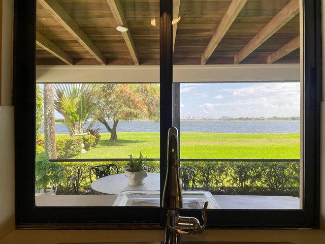 3600 N Shore Drive, West Palm Beach, FL 33407