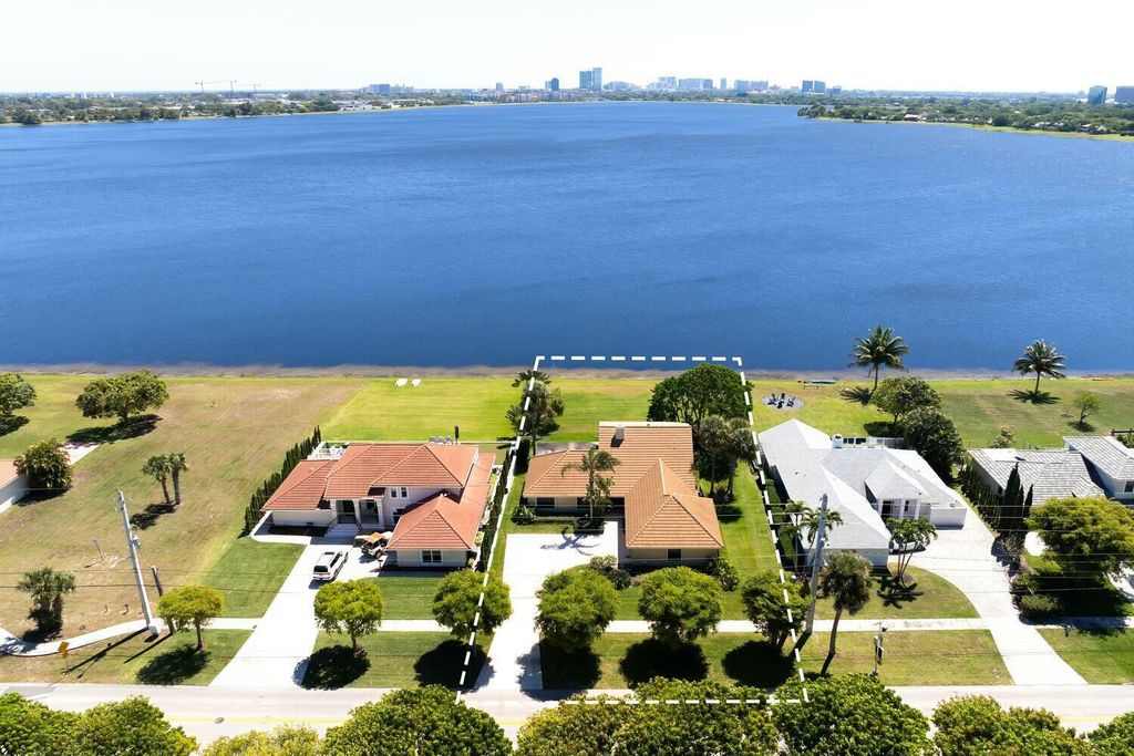 3600 N Shore Drive, West Palm Beach, FL 33407