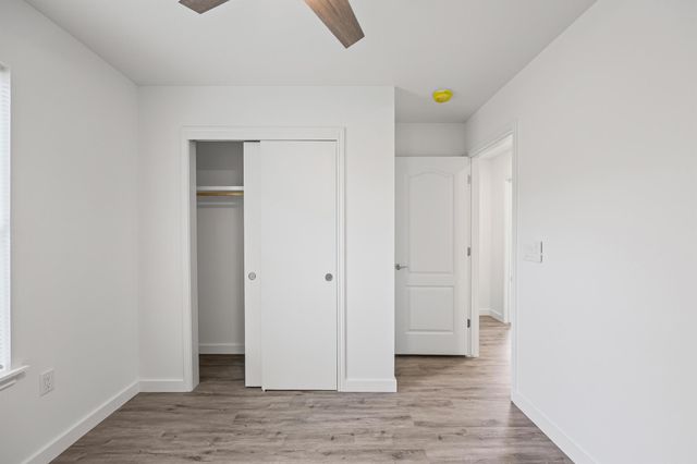 1100 Monte Vista DR, Lockhart, TX 78644