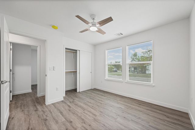 1100 Monte Vista DR, Lockhart, TX 78644