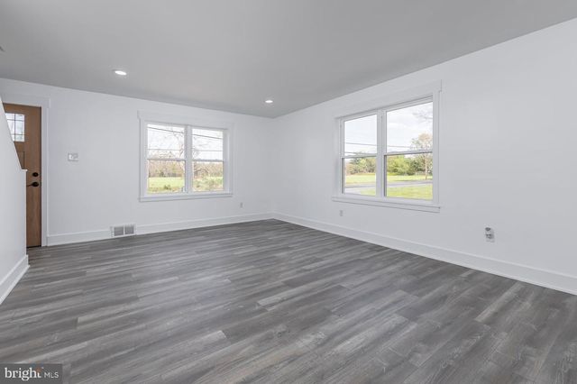 2569 HARDING HWY, Newfield, NJ 08344