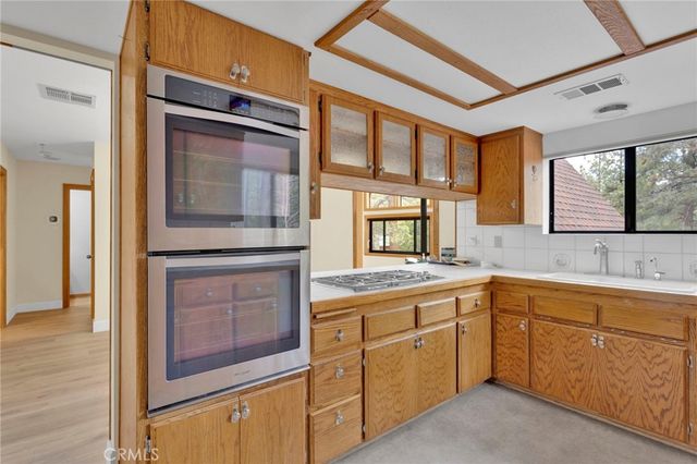 985 Pheasant, Wrightwood, CA 92397