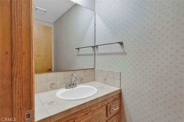 985 Pheasant, Wrightwood, CA 92397