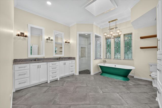 5811 Scenic Bay Court, Arlington, TX 76013