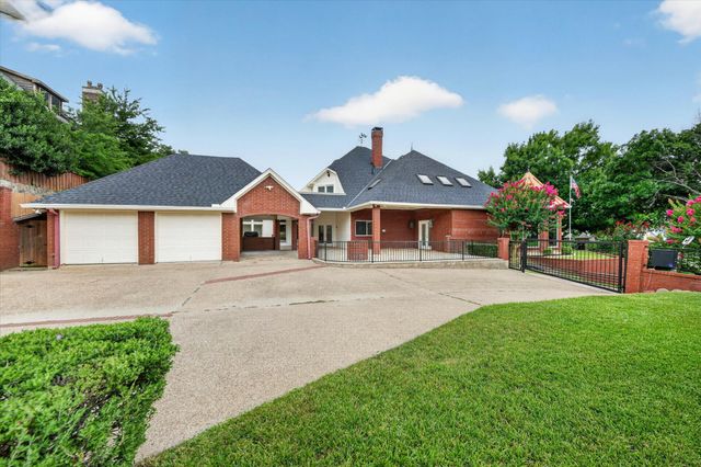 5811 Scenic Bay Court, Arlington, TX 76013