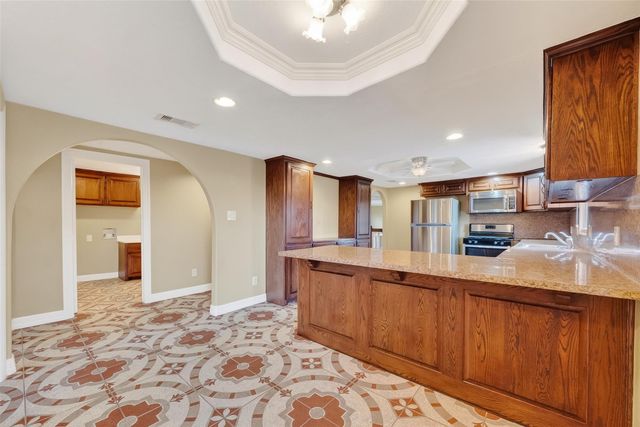 807 Ruth Street 805 807, Baytown, TX 77520