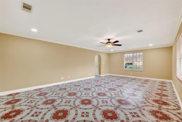 807 Ruth Street 805 807, Baytown, TX 77520