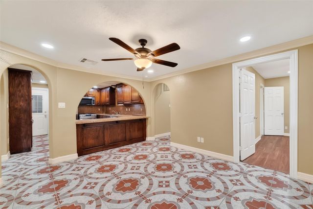 807 Ruth Street 805 807, Baytown, TX 77520