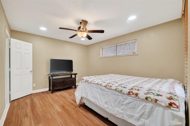 807 Ruth Street 805 807, Baytown, TX 77520