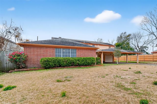 807 Ruth Street 805 807, Baytown, TX 77520