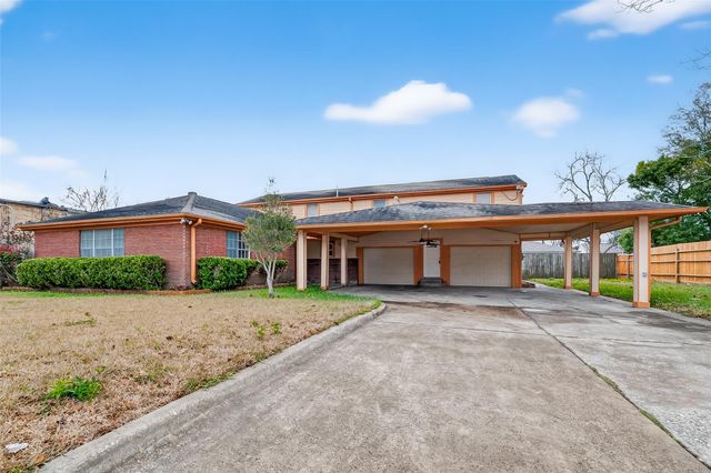 807 Ruth Street 805 807, Baytown, TX 77520