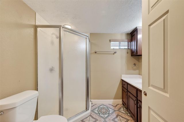 807 Ruth Street 805 807, Baytown, TX 77520