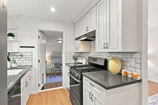 614 Warrington, Redwood City, CA 94063