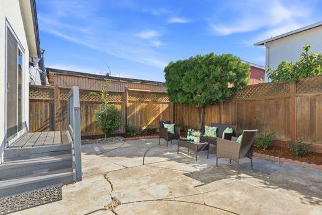 614 Warrington, Redwood City, CA 94063