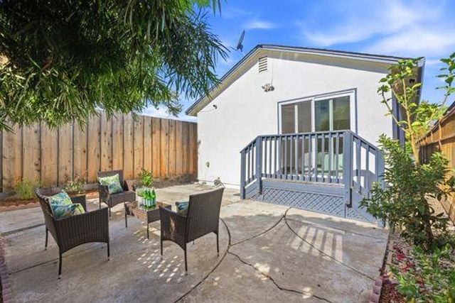 614 Warrington, Redwood City, CA 94063