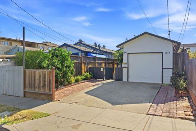 614 Warrington, Redwood City, CA 94063