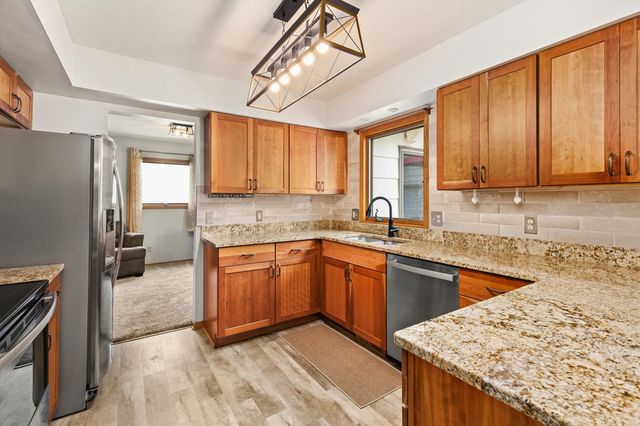 2831 54th Street, Des Moines, IA 50310