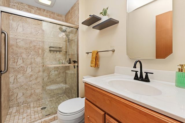 2831 54th Street, Des Moines, IA 50310