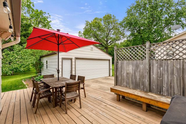 2831 54th Street, Des Moines, IA 50310