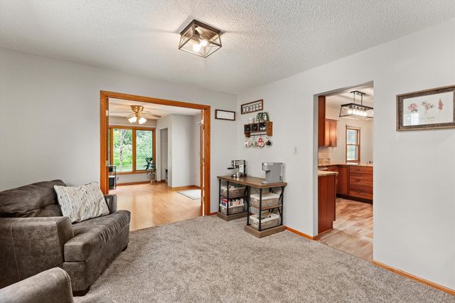 2831 54th Street, Des Moines, IA 50310