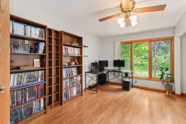 2831 54th Street, Des Moines, IA 50310
