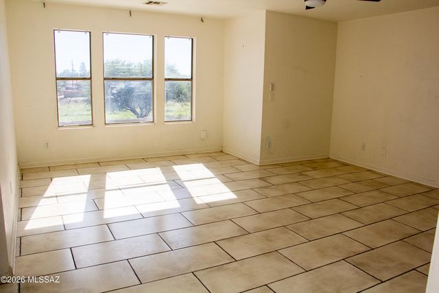 5169 S Fox Trot Drive, Tucson, AZ 85746